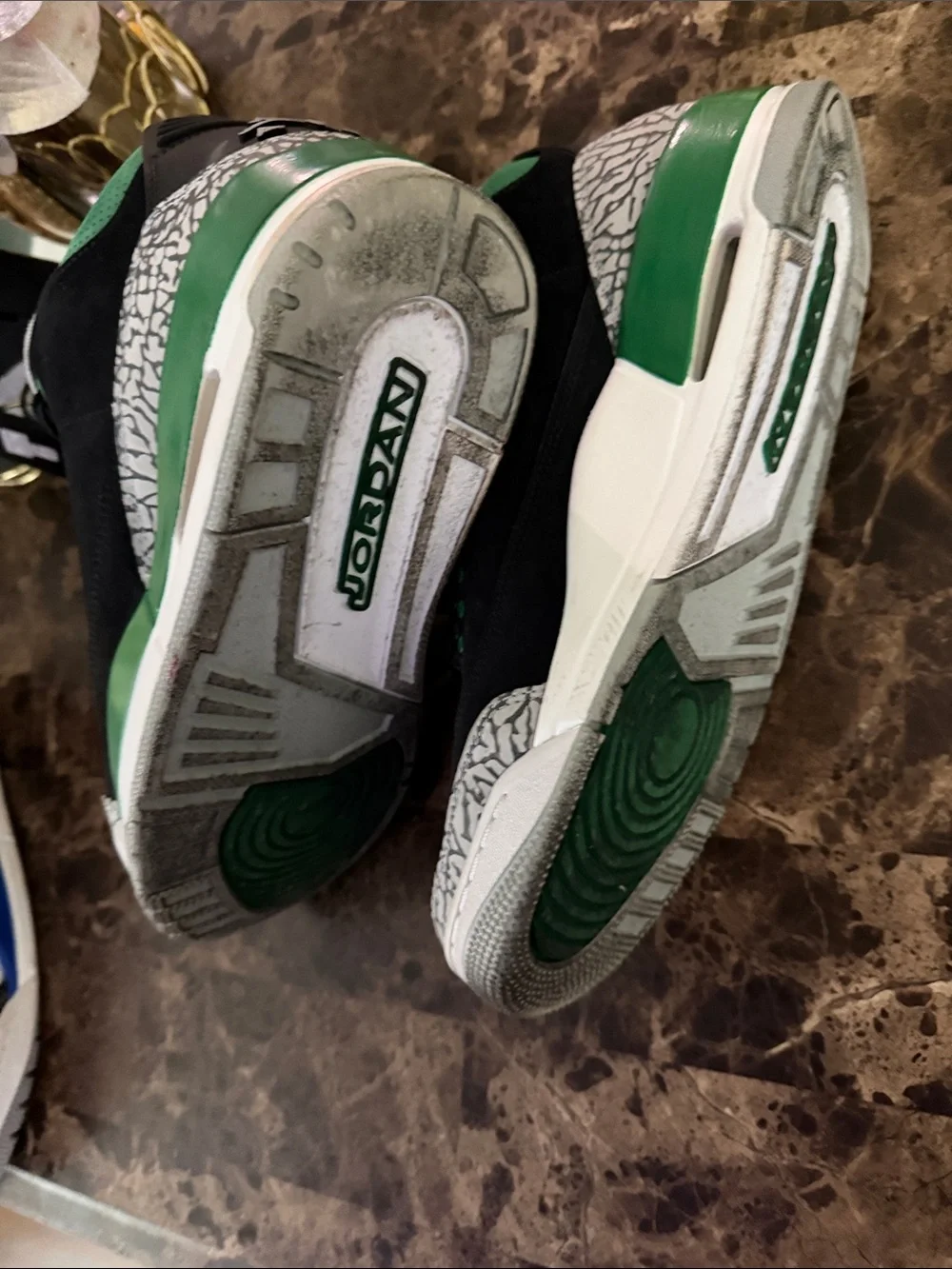 Jordan Retro Low-Top Sneakers in Black, Green, Gray